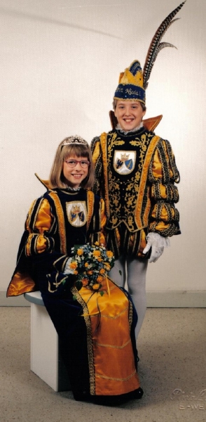 Nicola I. & Claudia II., 1995
