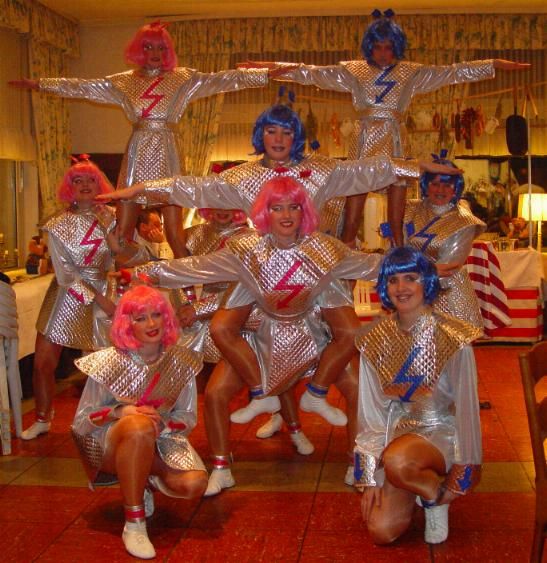 Gro�e Garde mit dem Marsm�nnchentanz